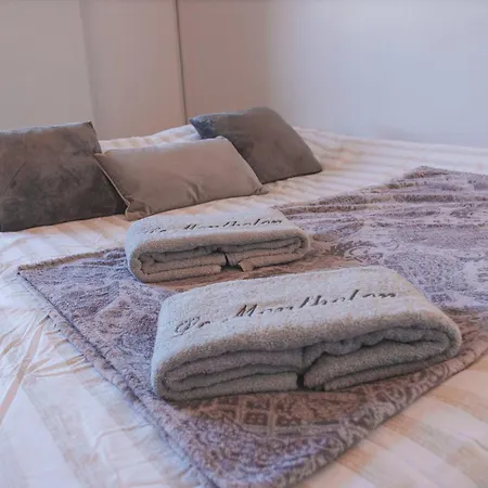 Le Montholon - Elegance - Calme Et Parking شقة بور أو بريس