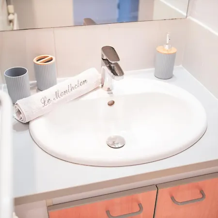 Le Montholon - Elegance - Calme Et Parking شقة